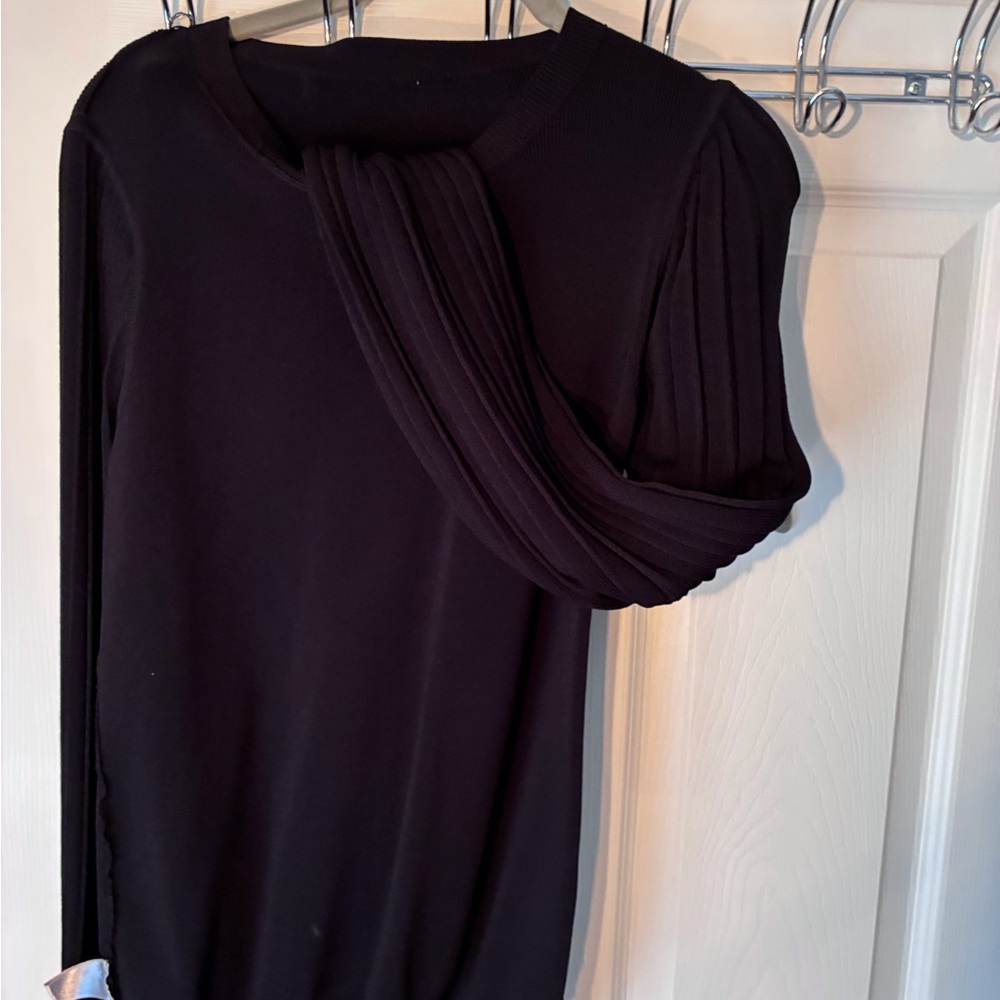 Women’s Black Pleated Shoulder Top